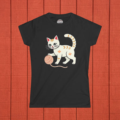 Kitty Cat with Yarn Folk Art T-Shirt